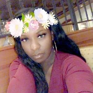 Meet your Posher, Shantalesha